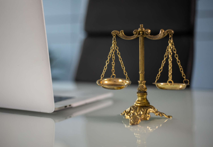 Transaction : Zonage exclusif de résidence principale et mention dans les promesses et les baux