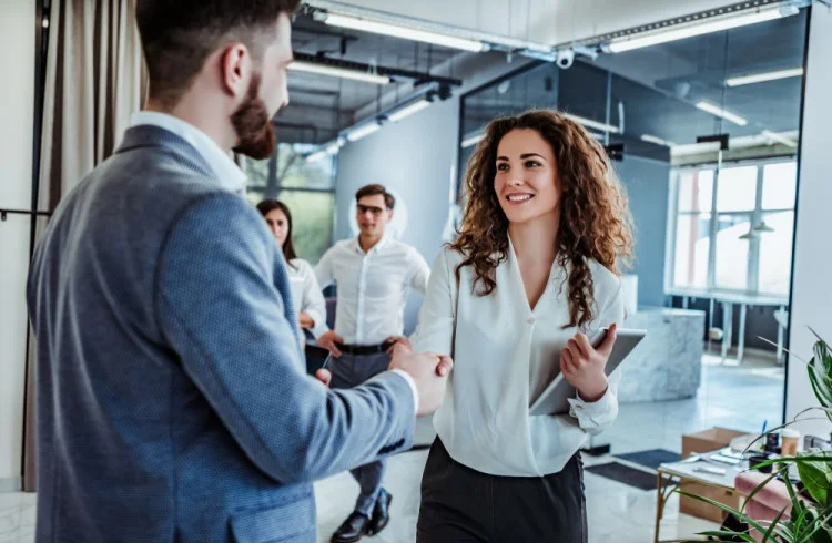 Les meilleures pratiques de recrutement pour une agence immobilière