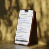 Interface Google présentant une agence immobilière dans les résultats naturels en mobile